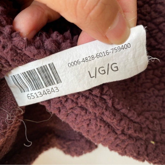 Forever 21 Women’s Fleece Pullover Sweatshirt Burgundy Size Large - Picture 5 of 5